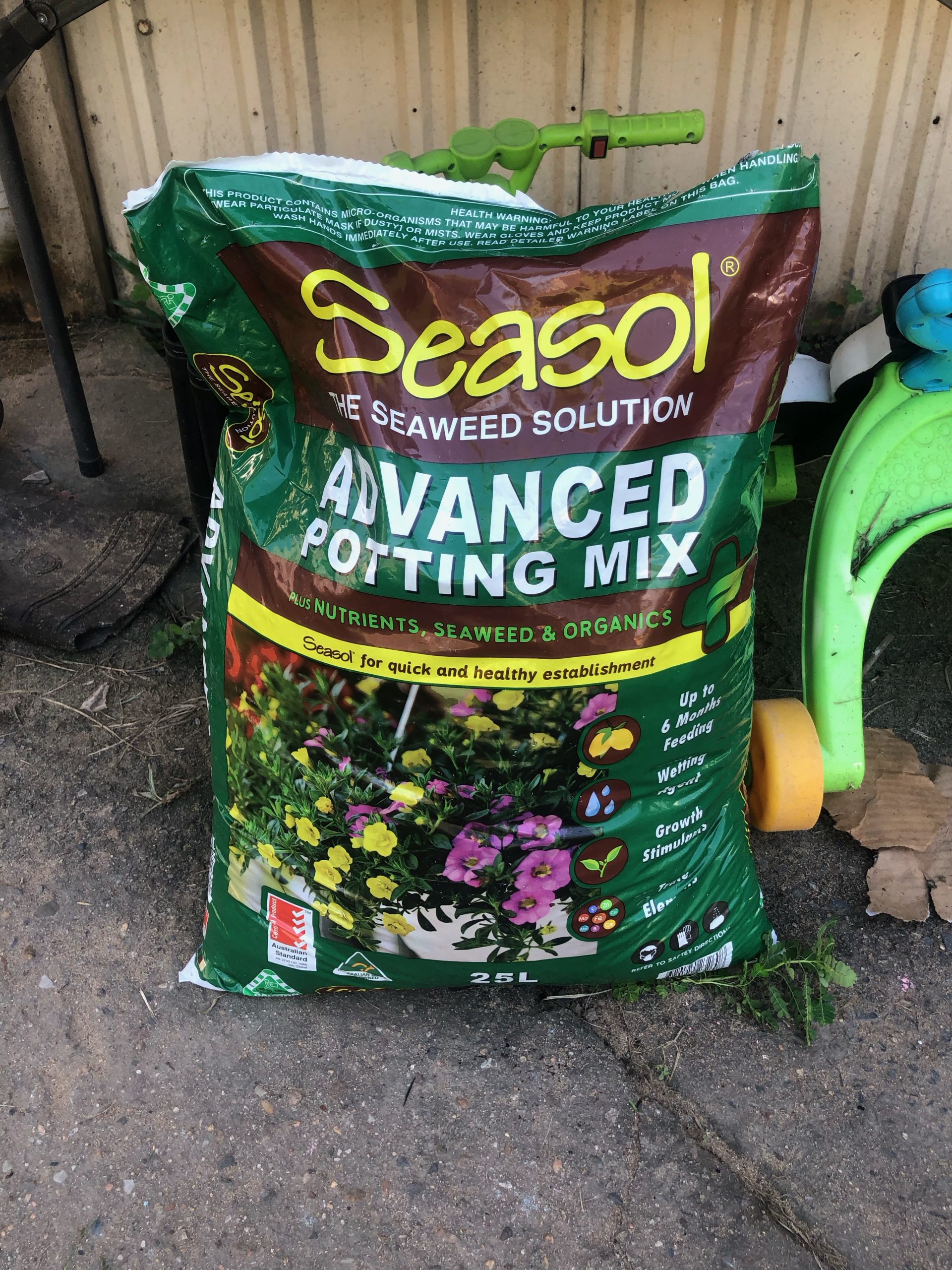 gardening soil potting mix